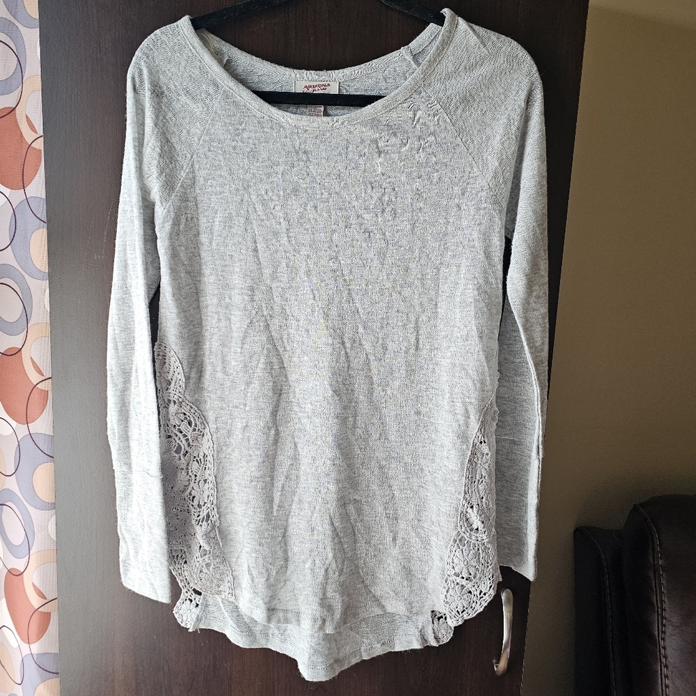 Arizona Jean Company Light Gray Women's Blouse With Lace Accents